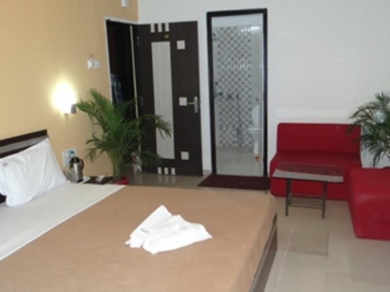 Linear Inn อินดอร์ ภายนอก รูปภาพ